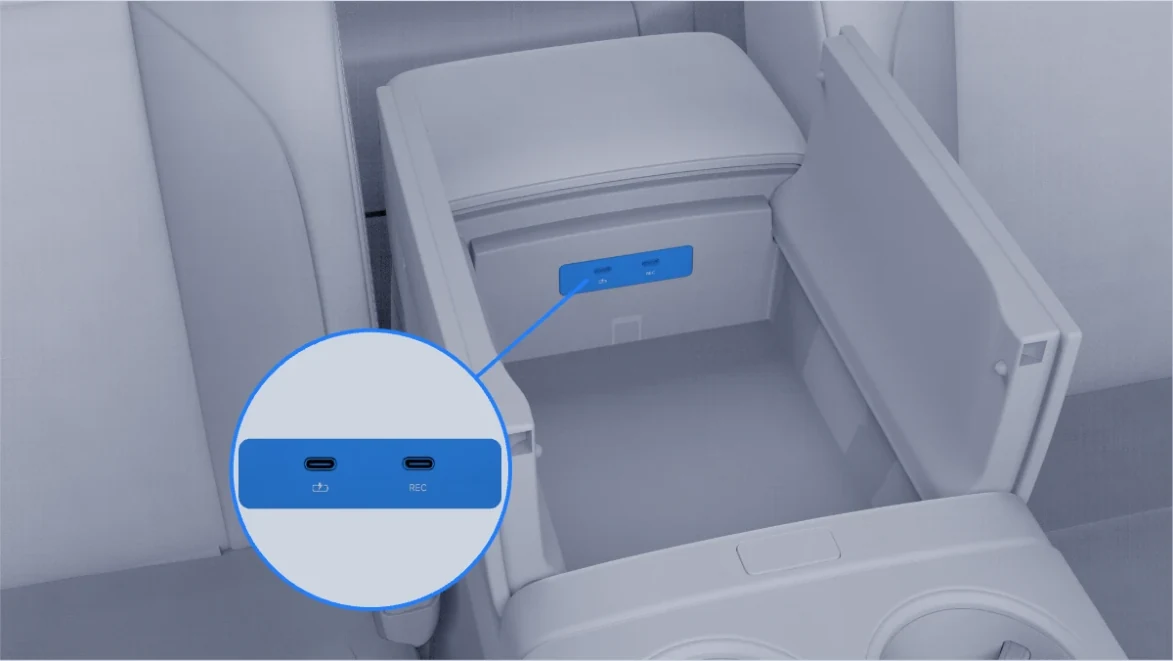 Li Auto: «USB- порт для зарядки»