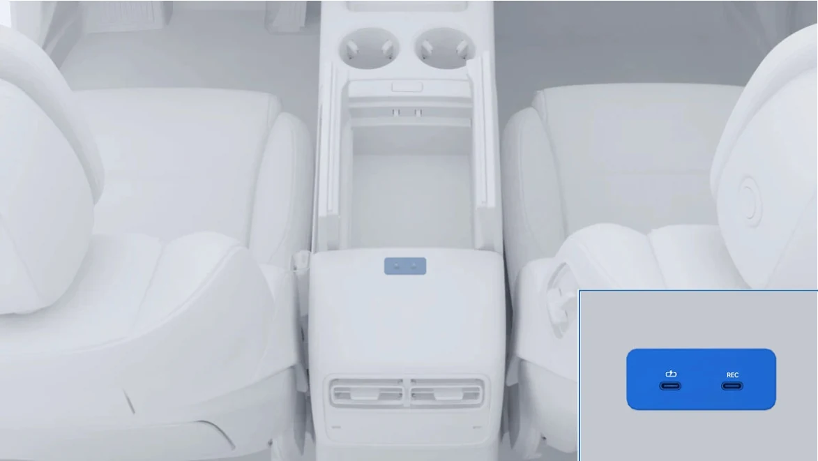 Li Auto: «USB- порт для зарядки»