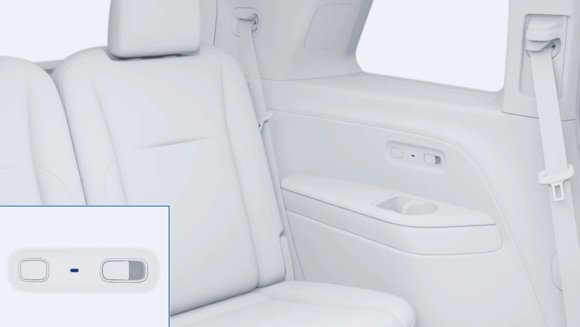 Li Auto: «USB- порт для зарядки»