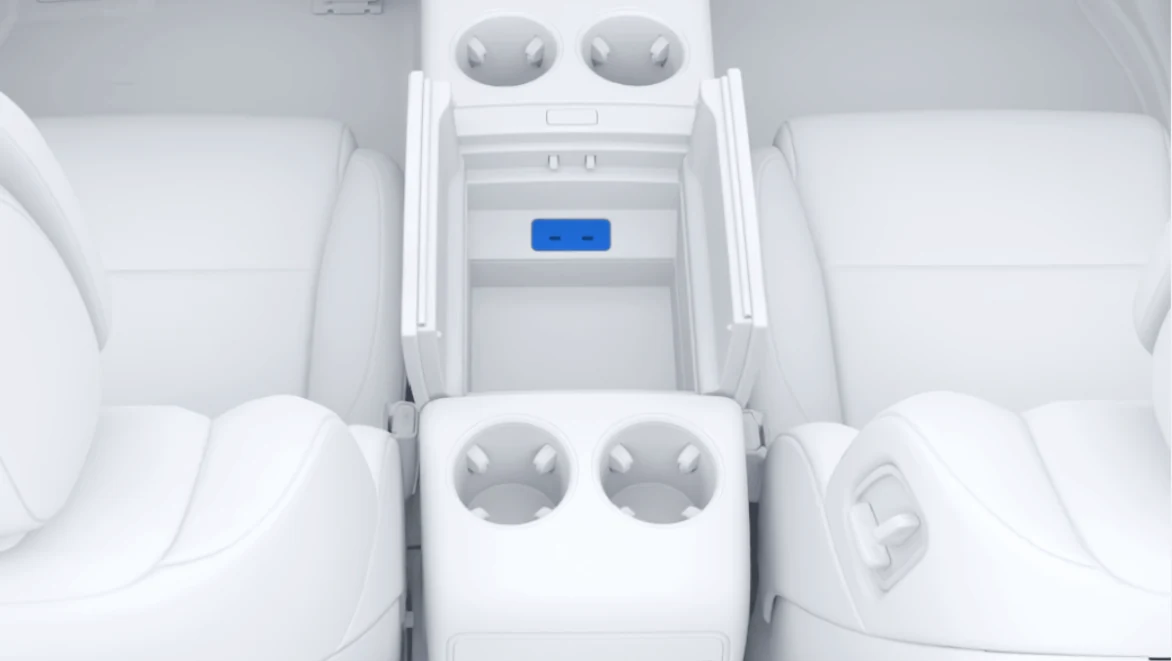 Li Auto: «USB- порт для зарядки»